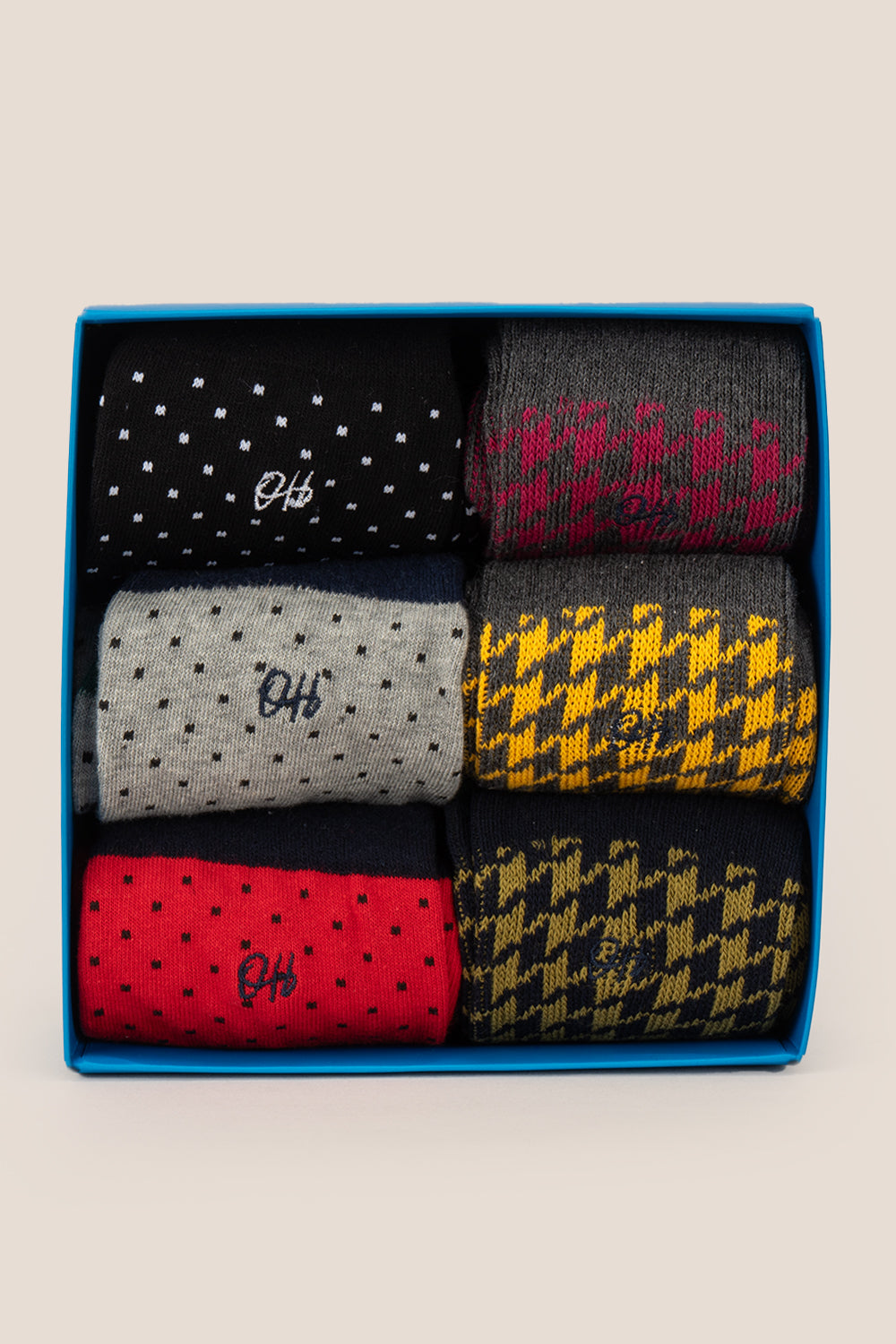 Oswin Hyde Pure Dapper six pairs of premium socks for men, offering luxury, comfort, and style.