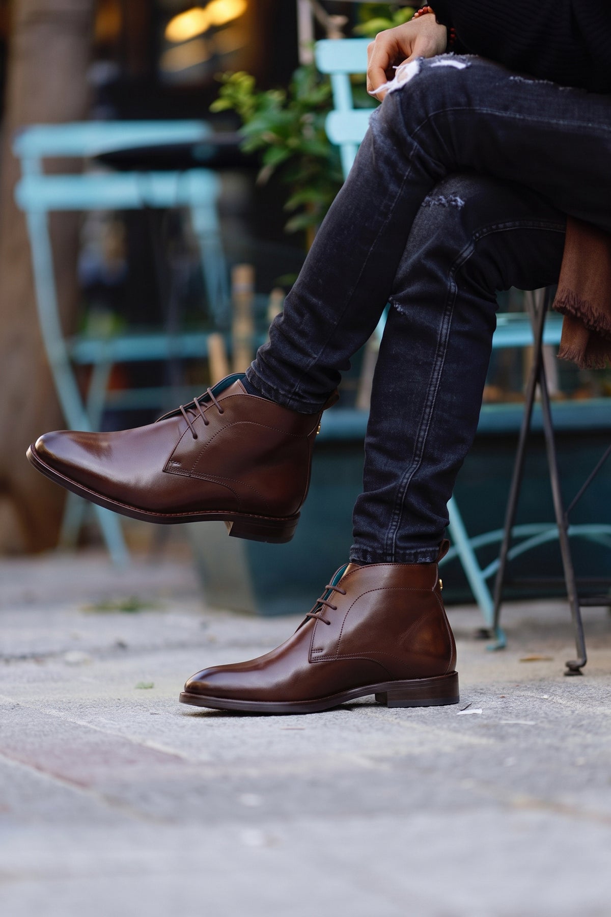 Men's Franklin Brown leather lace-up ankle boots by Oswin Hyde featuring a polished chestnut leather finish and sturdy heel.