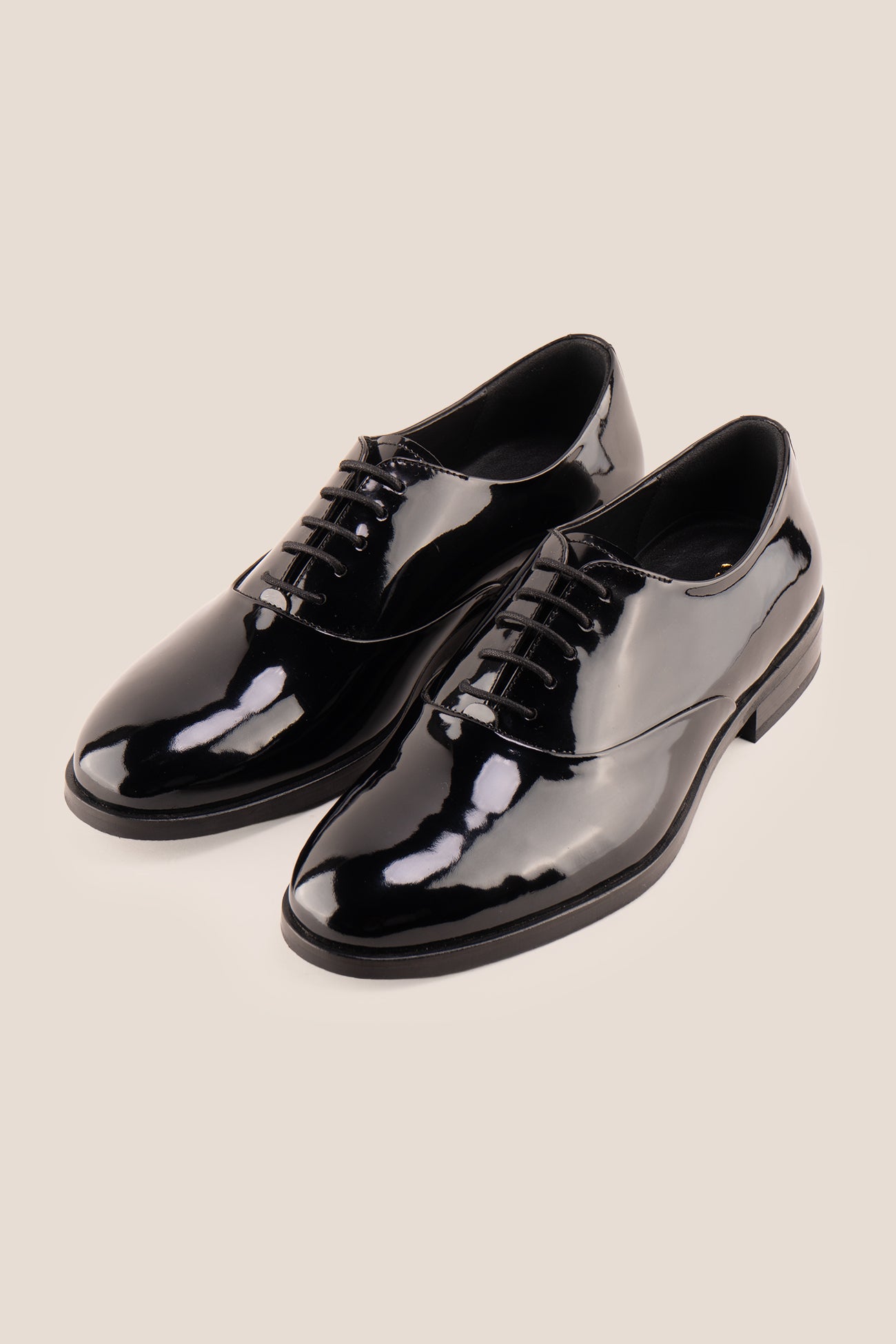 Bow Black men's leather patent shoes. The men's smart black shoes exude luxury and sophistication, perfect for weddings