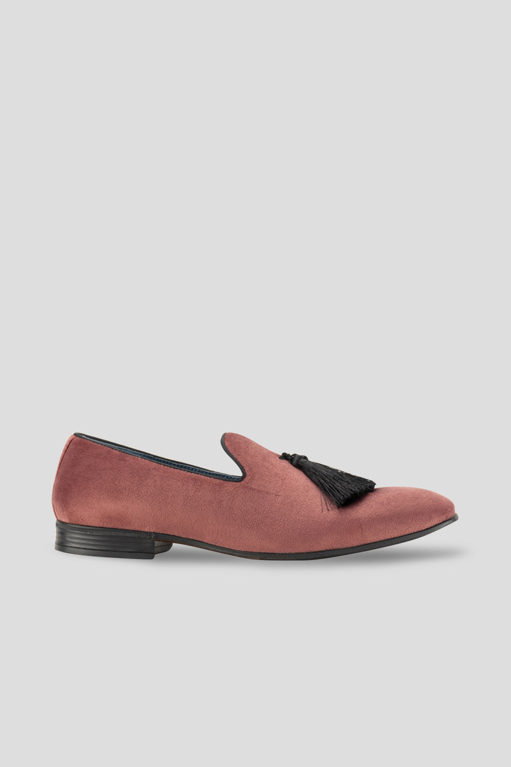 Jacob salmon velvet smoking slippers for men with tassel detail, luxurious velvet finish, ideal for formal occasions and refined eveningwear.