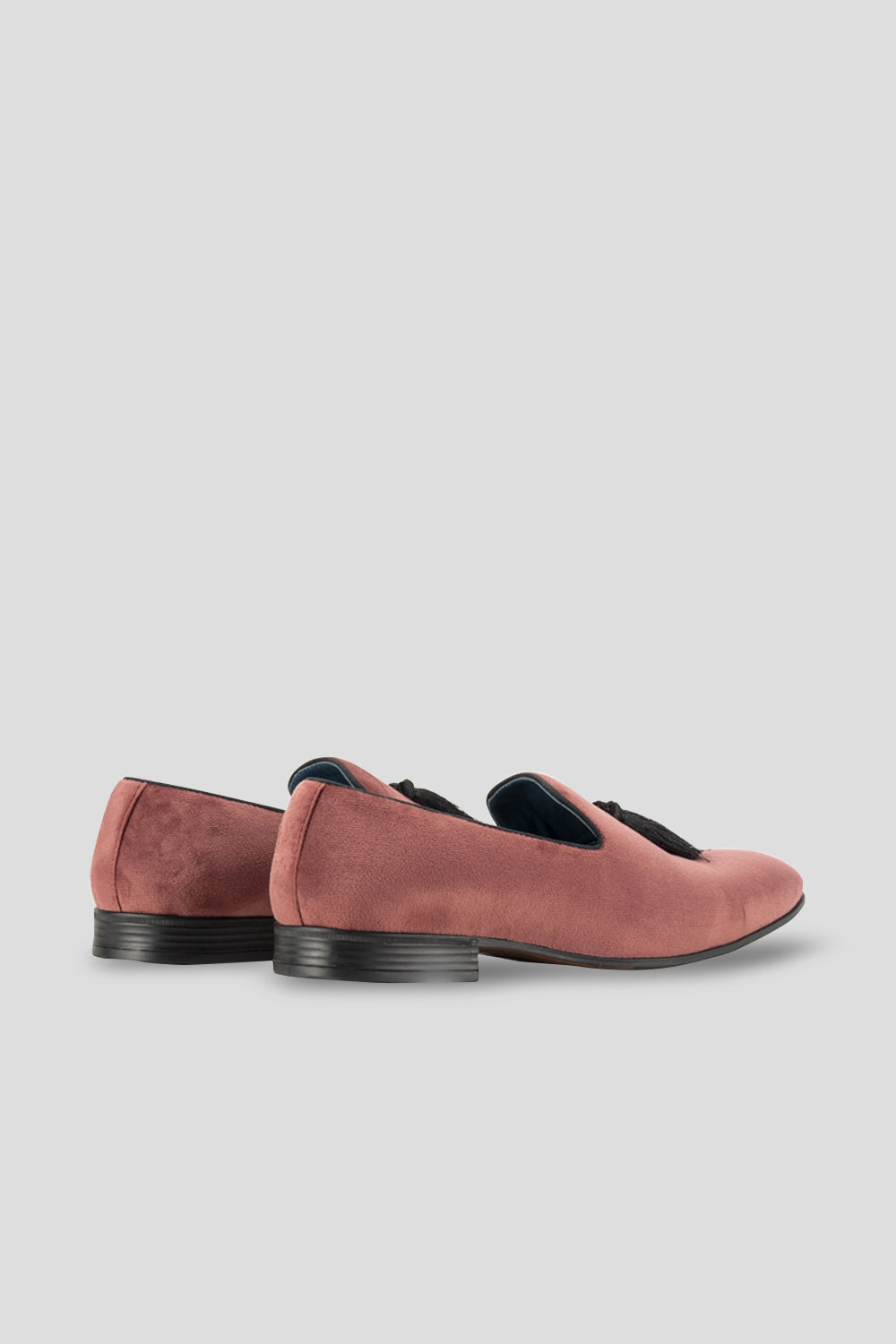 Jacob salmon velvet smoking slippers for men with tassel detail, luxurious velvet finish, ideal for formal occasions and refined eveningwear.