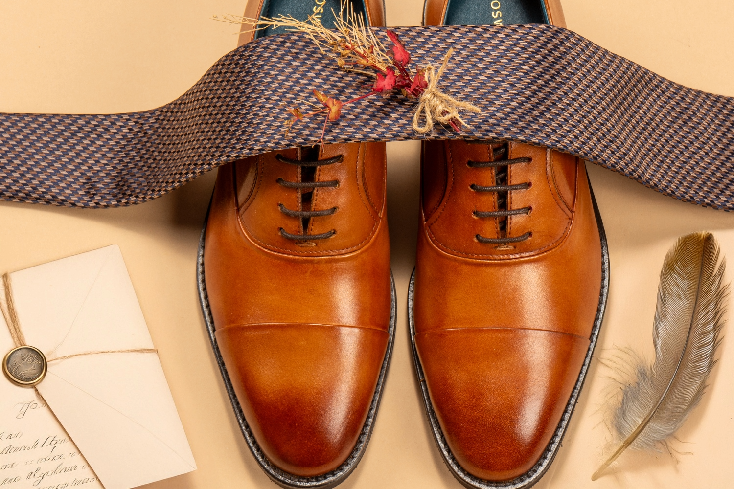 Valentine's Day 2026: The Best Leather Gifts for Him That Say "I Love You" Without Saying a Word