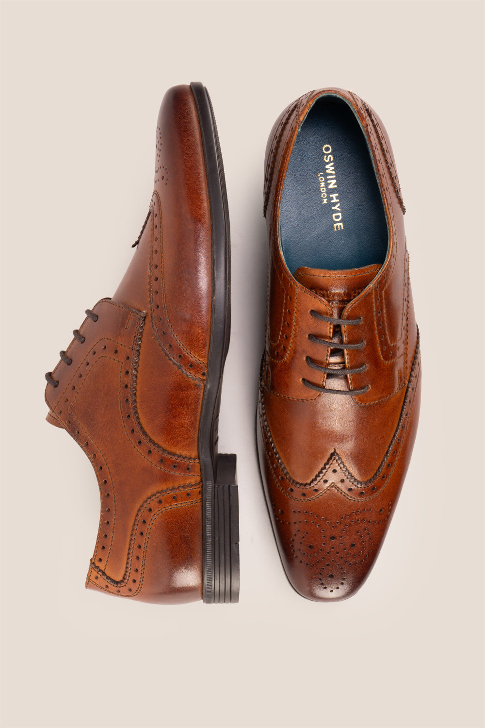 Explore our collection of classic Derby shoes for men. Featuring open lacing and timeless design, Derby shoes offer versatility and comfort for both formal and smart-casual occasions.