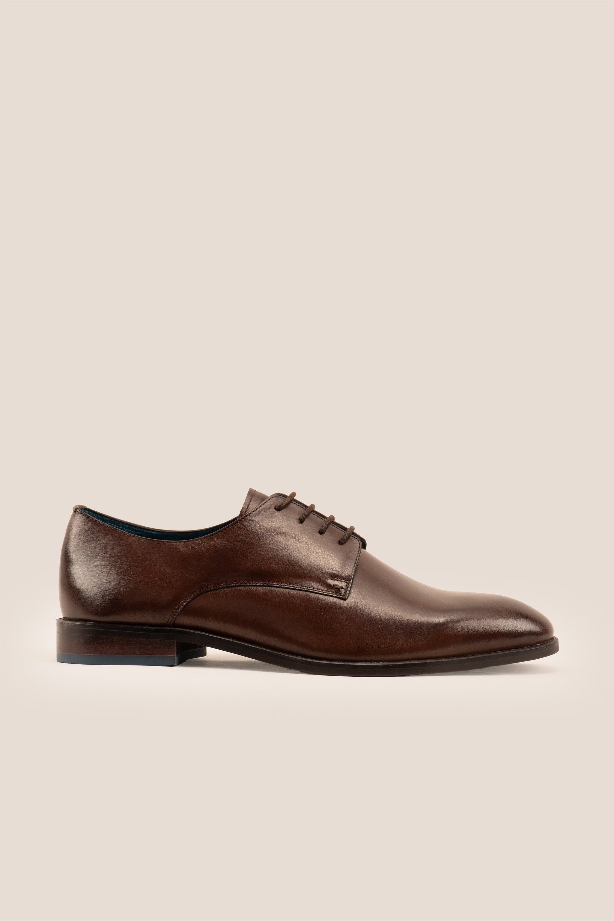 Oswin Hyde: Keyon Brown Derby Leather Shoes for Men