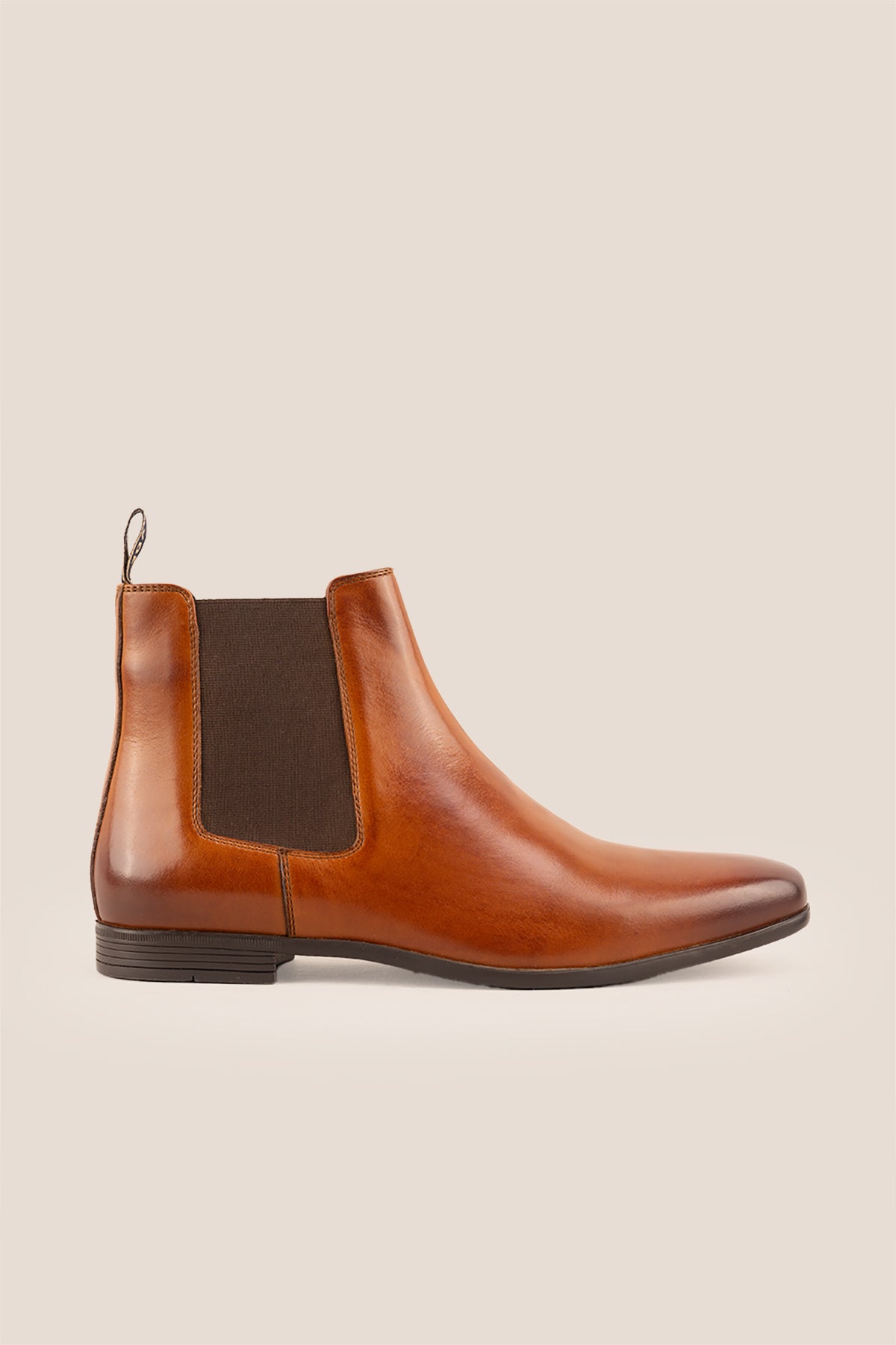 Darwin mens Leather Chelsea boots in Tan, ideal for weddings, casual and formal events. 
