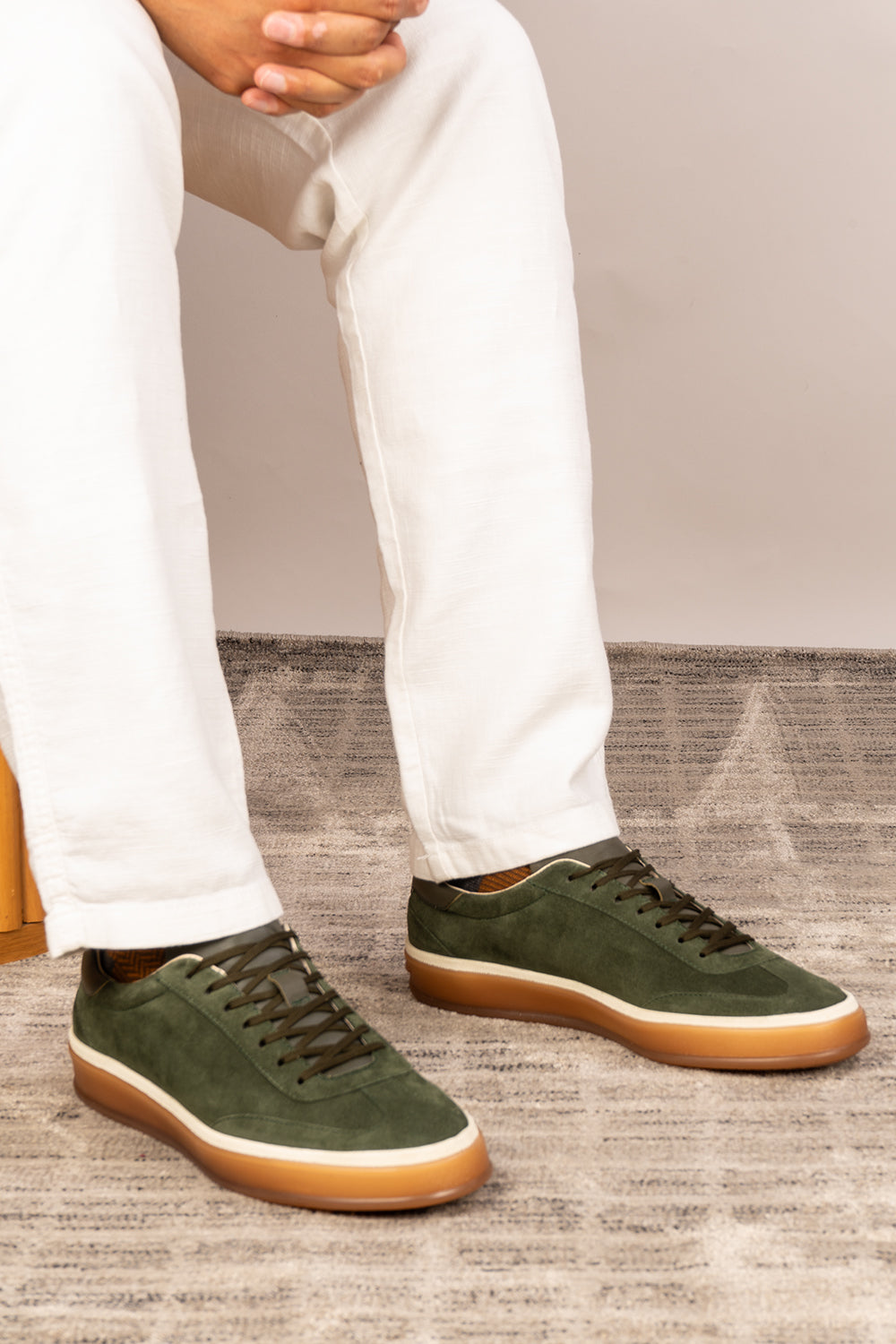 Smith green suede men's sneakers with a sleek seven-eyelet design, crafted from premium suede for a modern, sophisticated look and comfortable fit