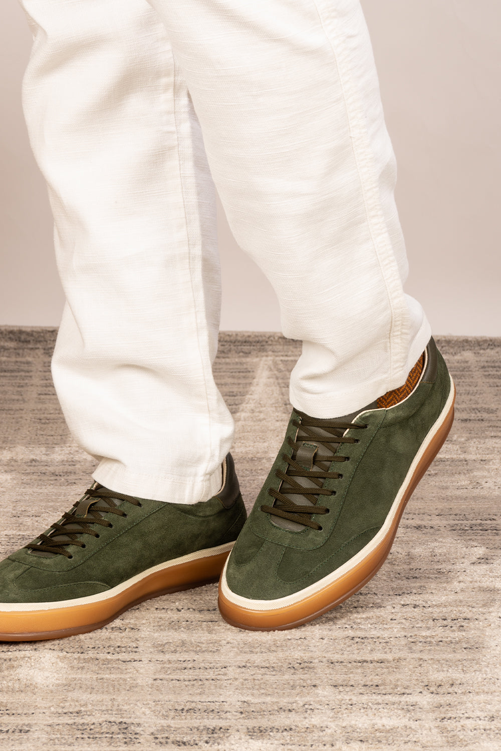Smith green suede men's sneakers with a sleek seven-eyelet design, crafted from premium suede for a modern, sophisticated look and comfortable fit