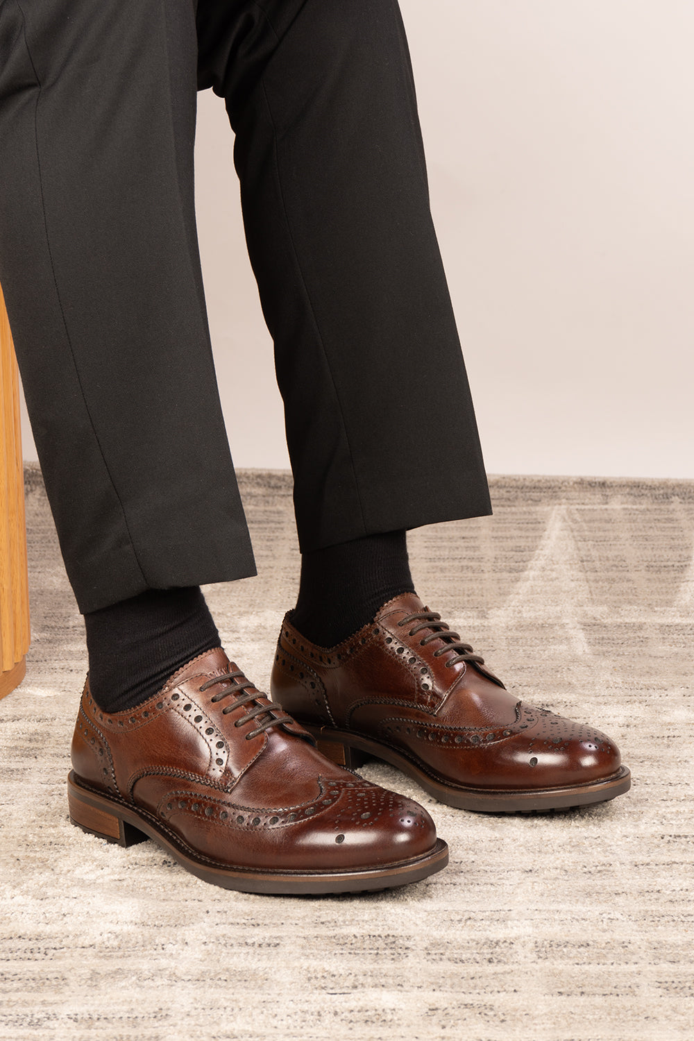 George brown leather wing cap brogue shoes for men with five-eyelet design, crafted in premium leather for a classic, refined style.
