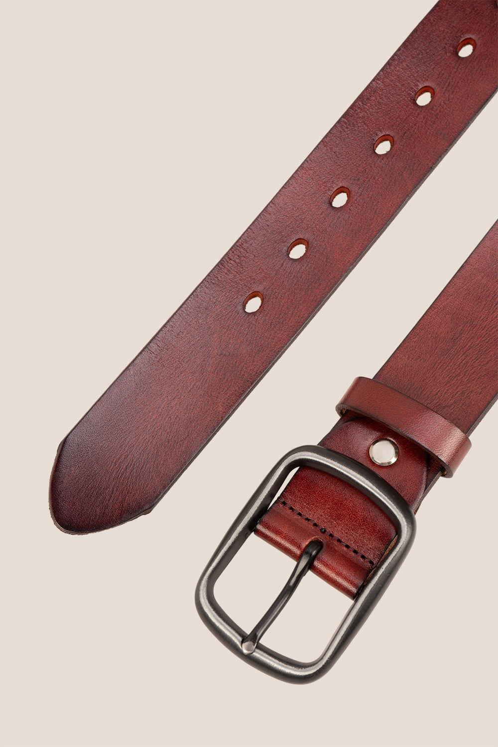 Hunter Cherry leather belt for men perfect for casual and formal occasions. Cherry matching belt for a complete outfit.