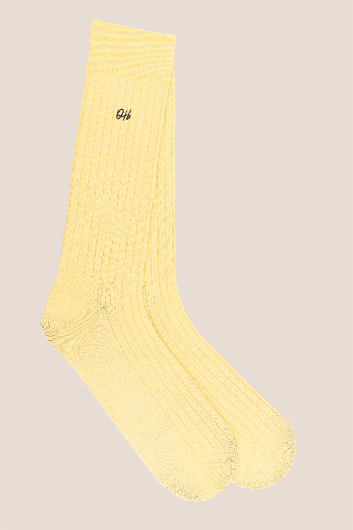 Oswin Hyde Pastel Heaven men’s cotton socks in a six-pack. These luxury socks offer comfort, style, and a soft pastel design for everyday wear.
