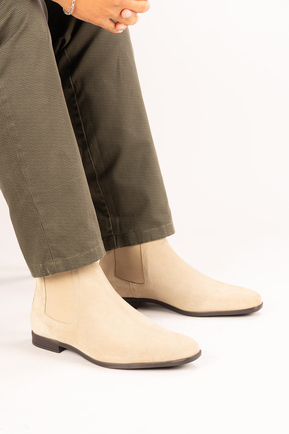 Oswin Hyde: Darwin Sand Suede Chelsea Boots