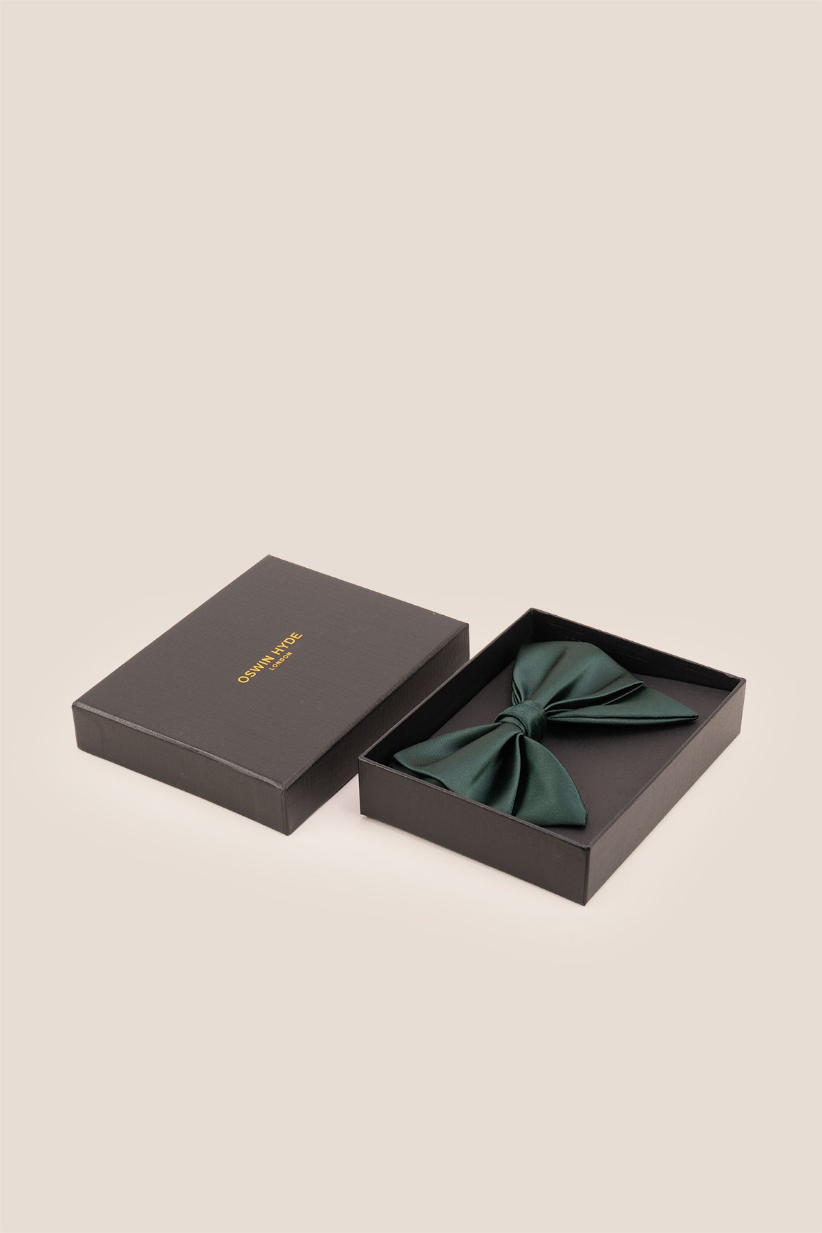 Oswin Hyde Green Retro Bowtie, crafted from soft satin and featuring a timeless design