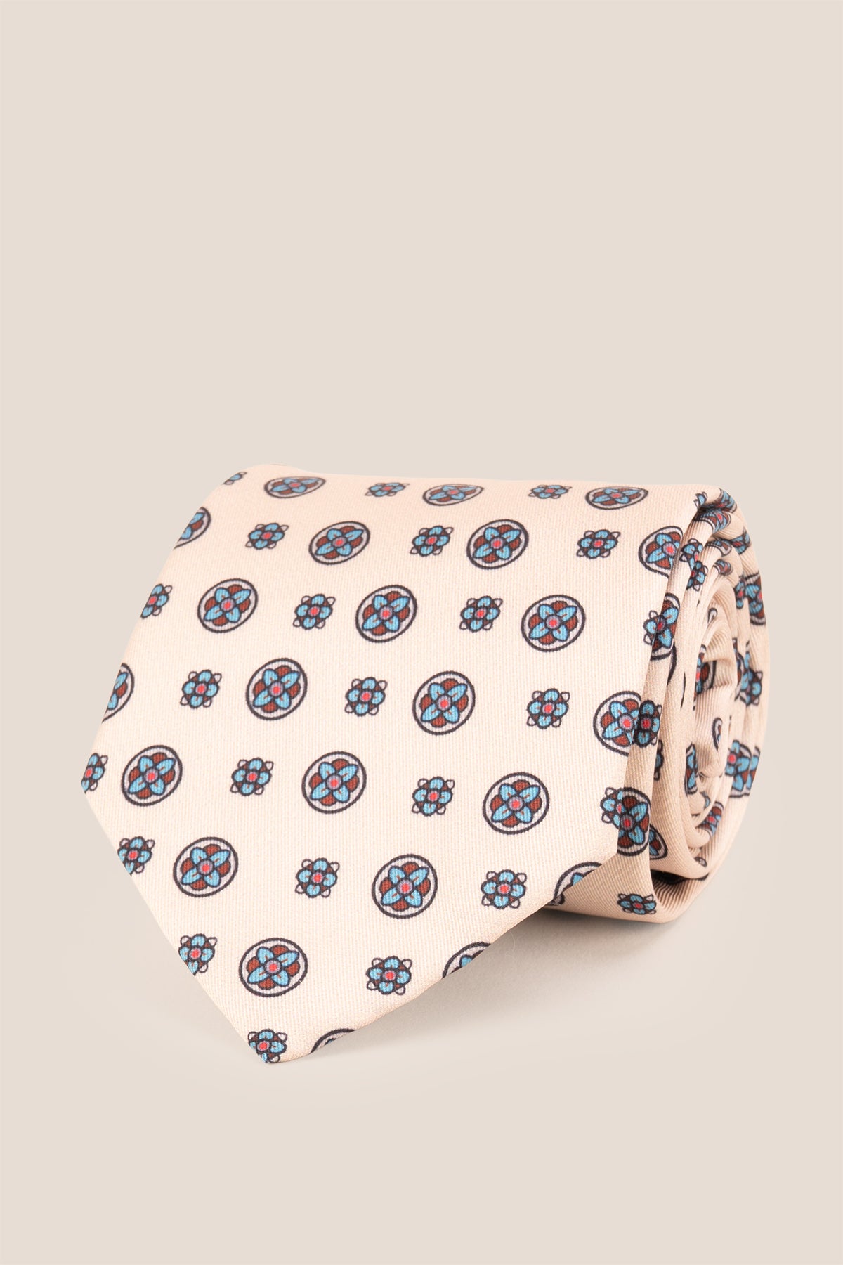 Cream Vintage Bliss necktie featuring a refined vintage pattern, crafted from luxurious fabric for a timeless and sophisticated formal look
