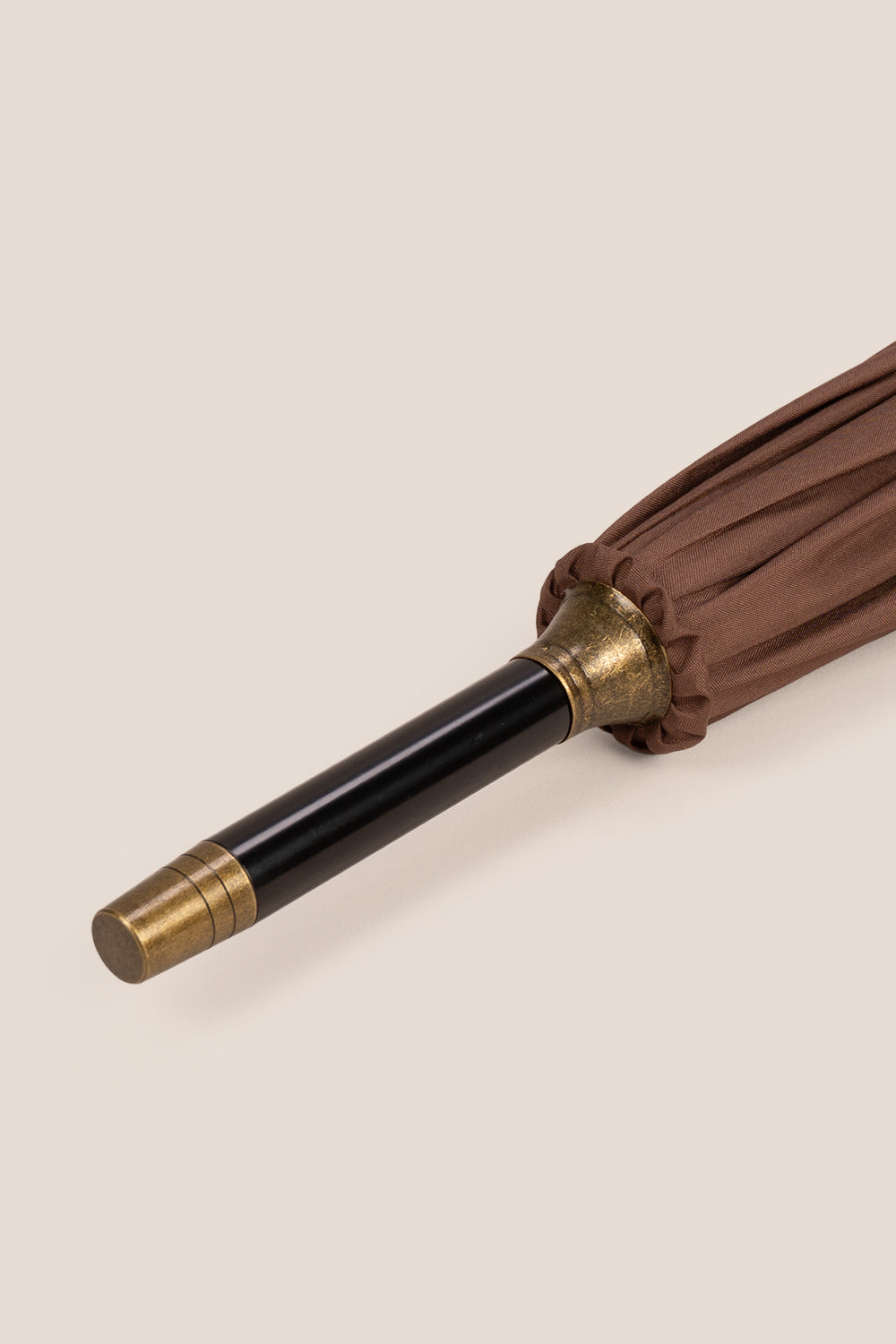 Jonathan Brown classic umbrella with bamboo wooden handle and elegant brown canopy golf umbrella for men, stylish and durable rain protection.