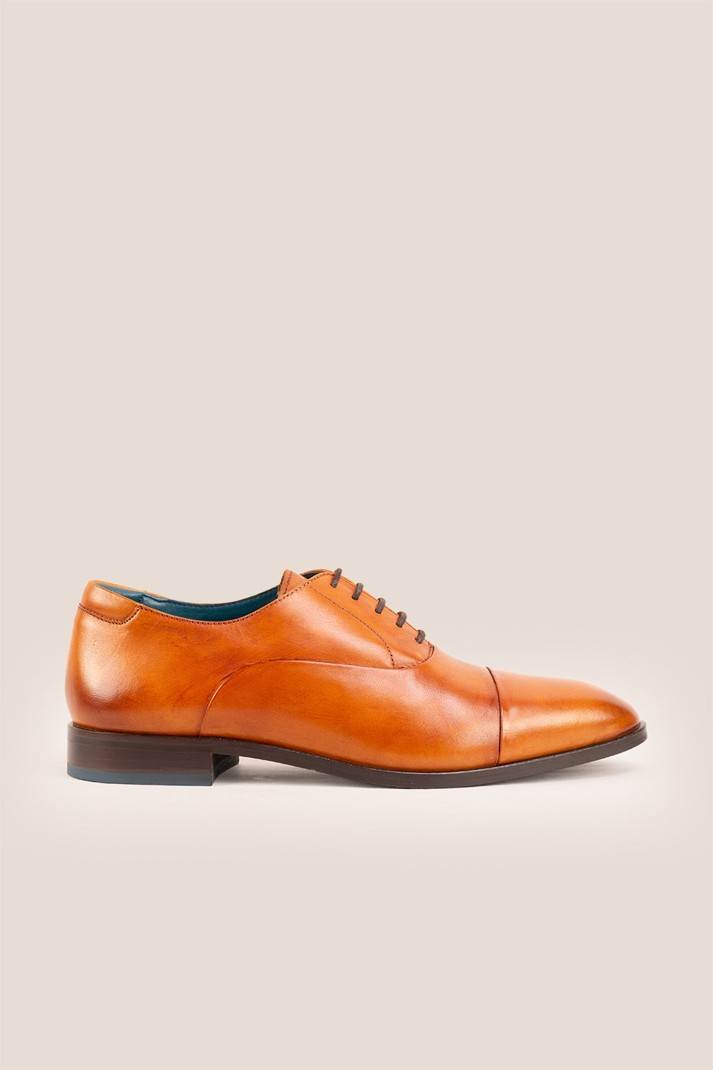 Men’s Jarvis Tan oxford lace-up leather shoes with sleek design, crafted for elegant office wear and lasting comfort.
