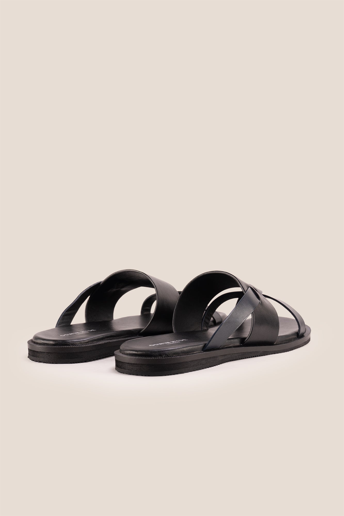 Men’s Frank Black tri-strap sandals featuring a robust adjustable strap system and a refined leather finish.