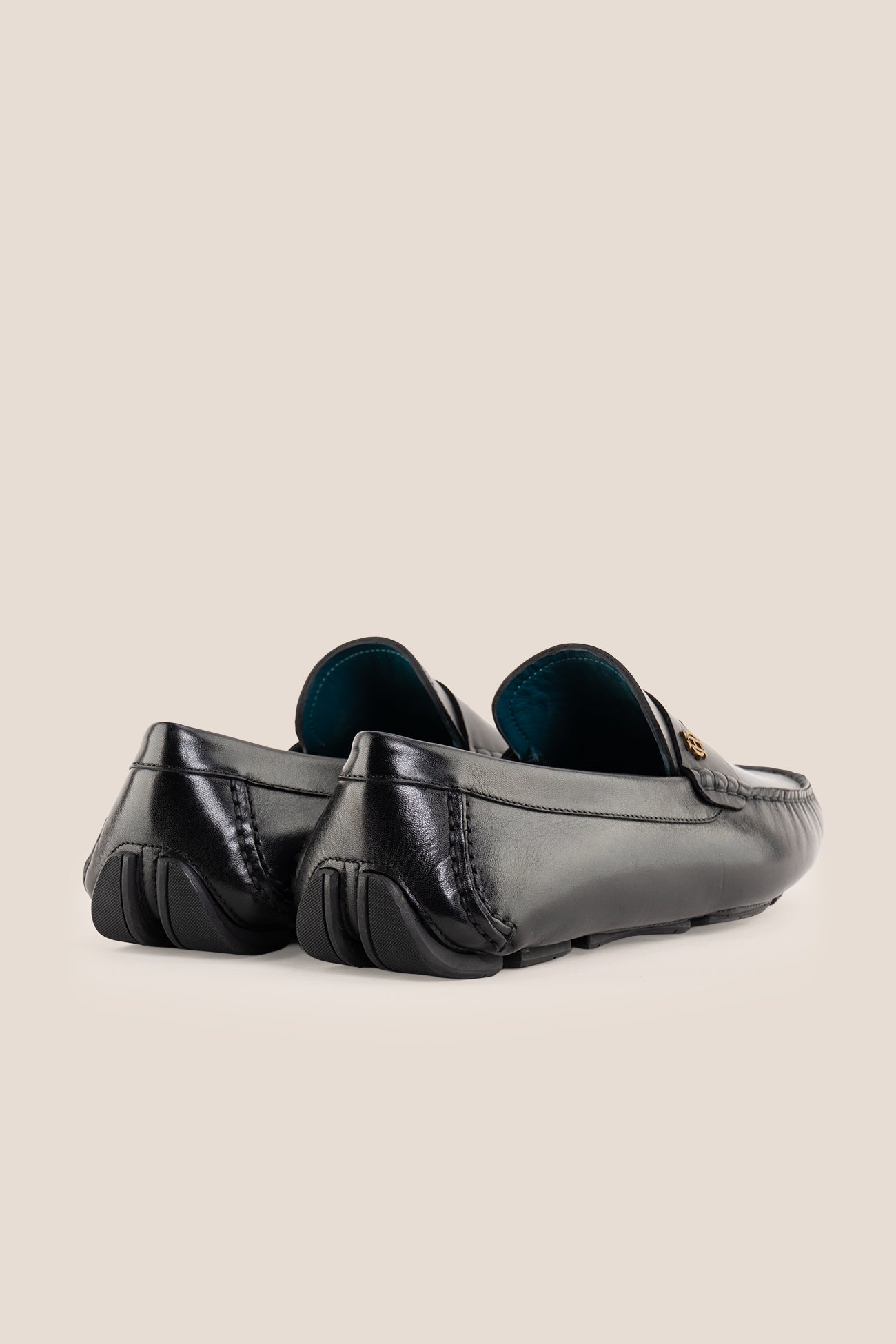 black leather driving loafer with comfort and style where  flexible sole provides excellent grip and support