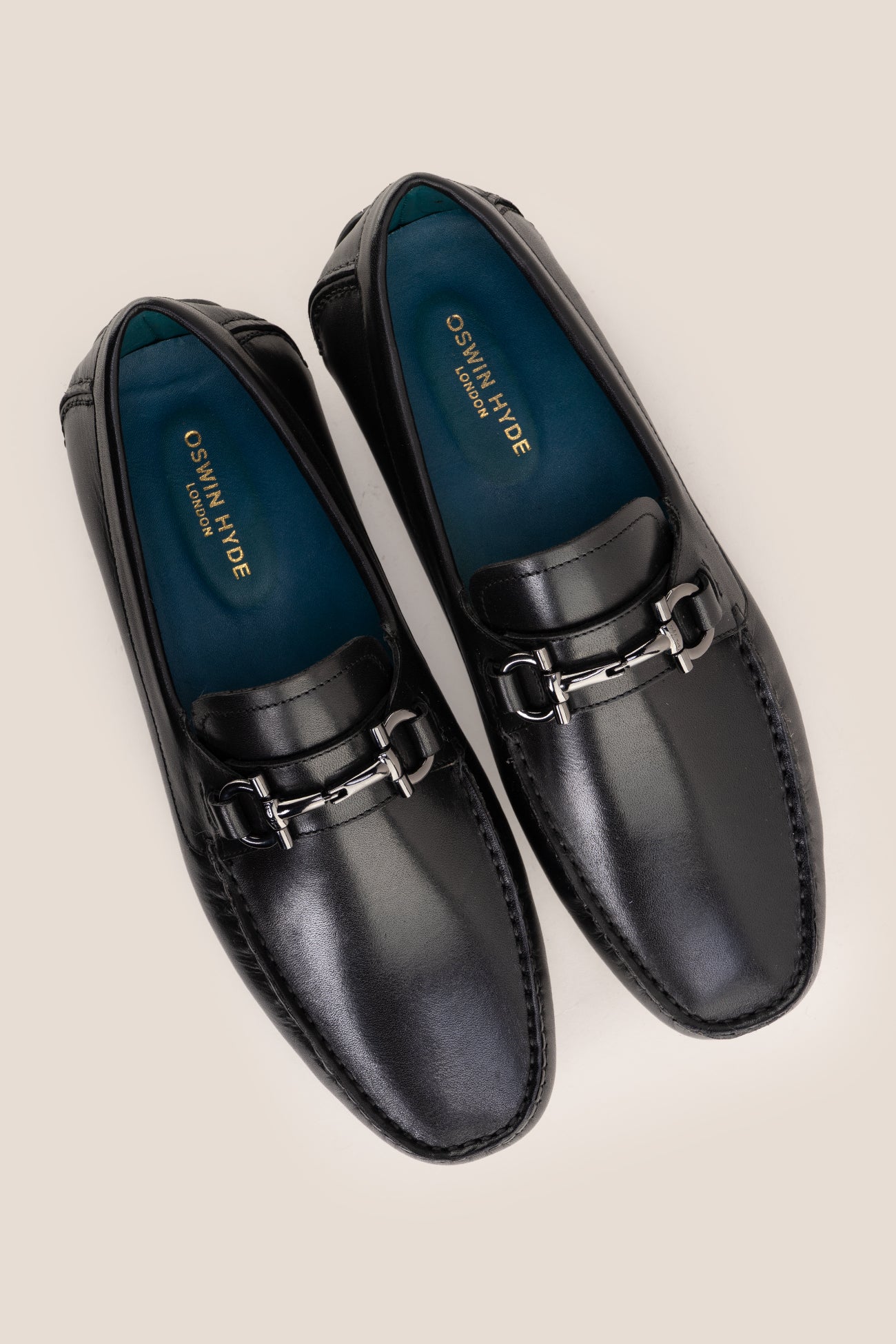 The Nigel Black leather driving loafer with style and functionality in a versatile 