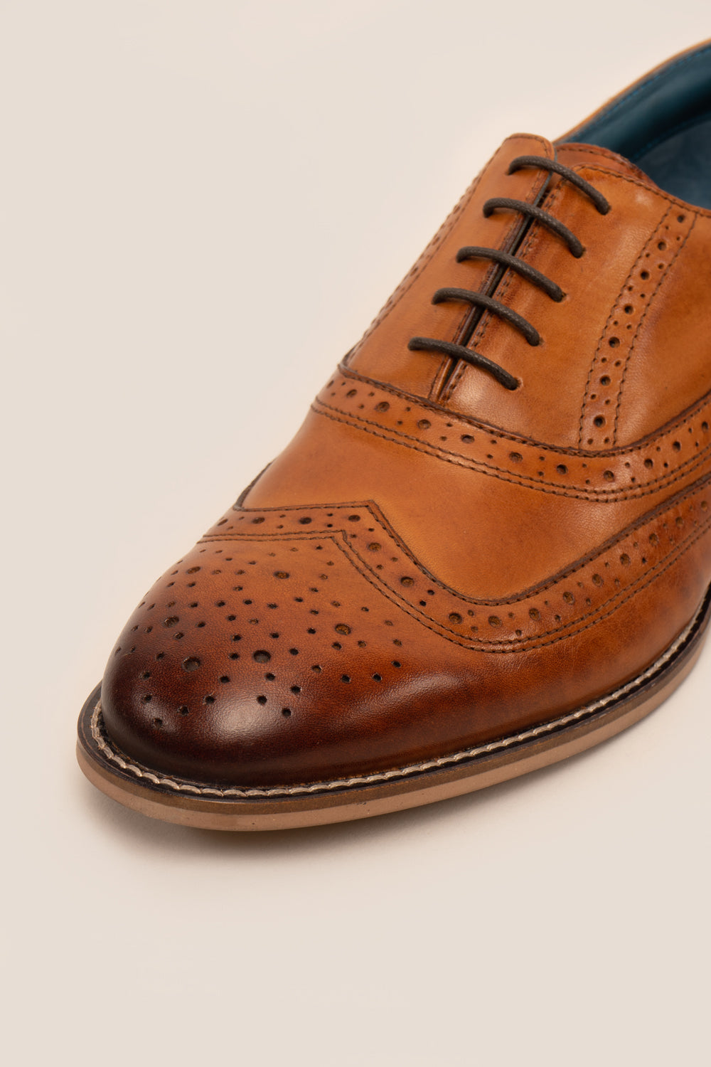 Winston tan brogue wingtip oxford shoes for men by oswin hyde