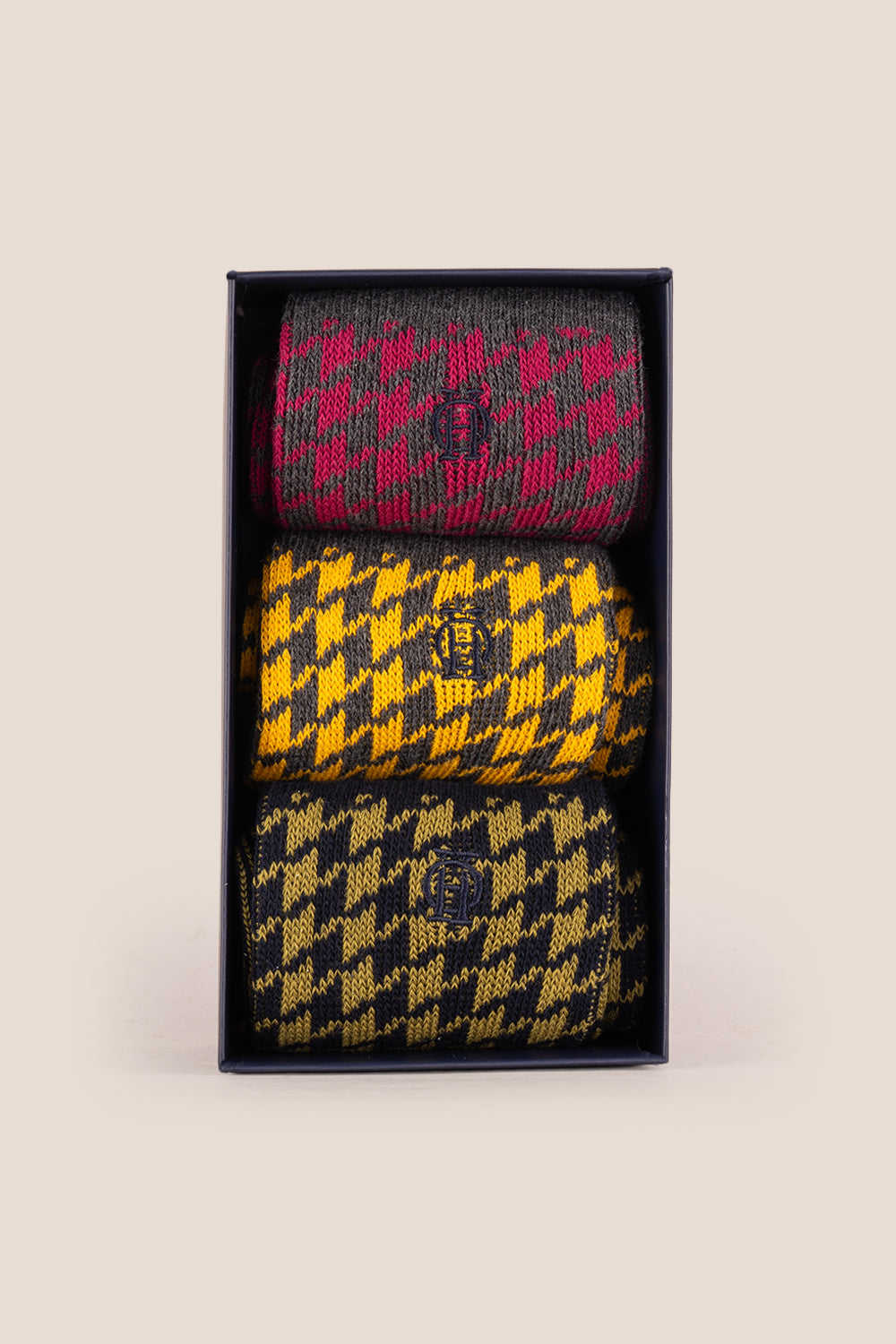 Oswin Hyde Dapper three pairs of premium socks for men, offering luxurious comfort and style.