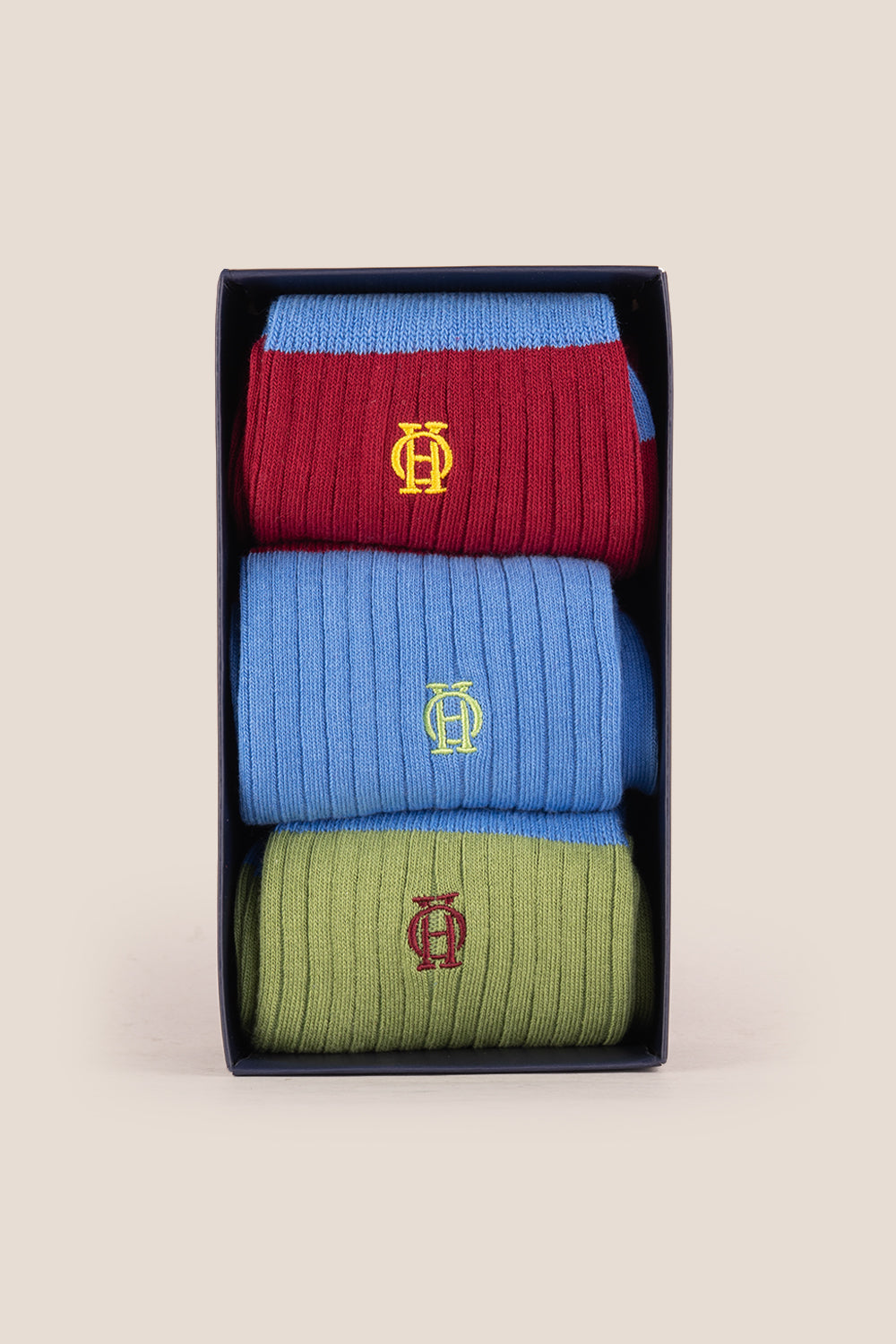 Oswin Hyde Grange three pairs of luxurious socks for men, offering comfort and elegance.