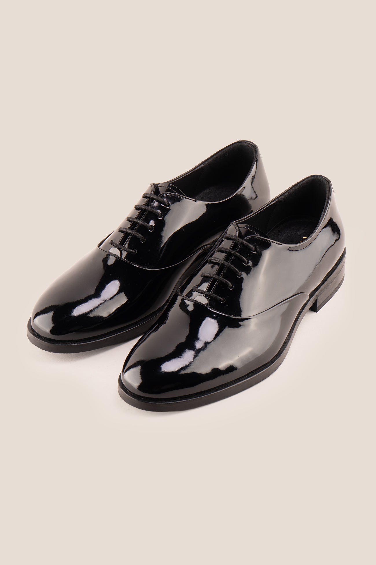Bow Black men's leather patent shoes. The men's smart black shoes exude luxury and sophistication, perfect for weddings